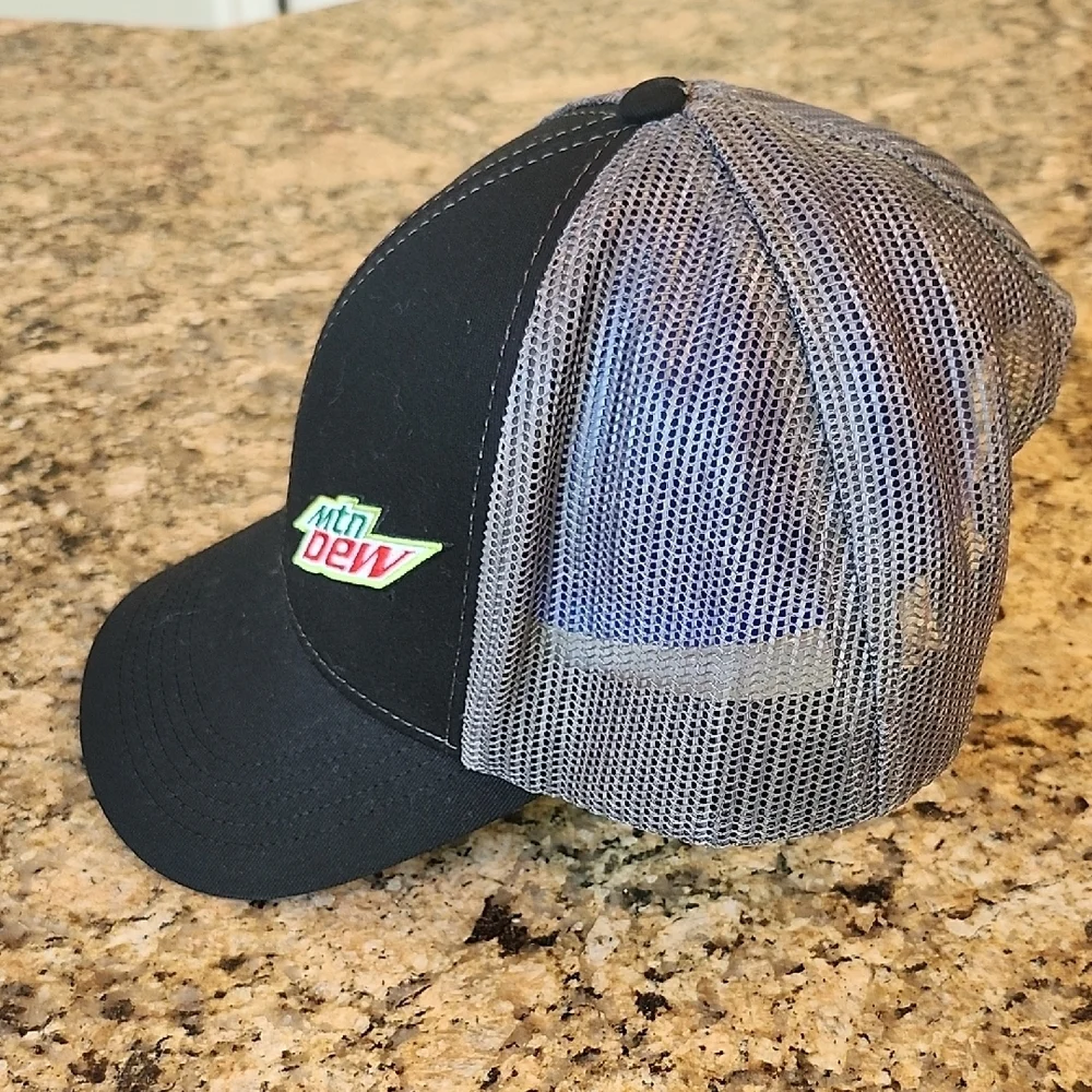 Mountain Dew Black and‎ Gray Cap